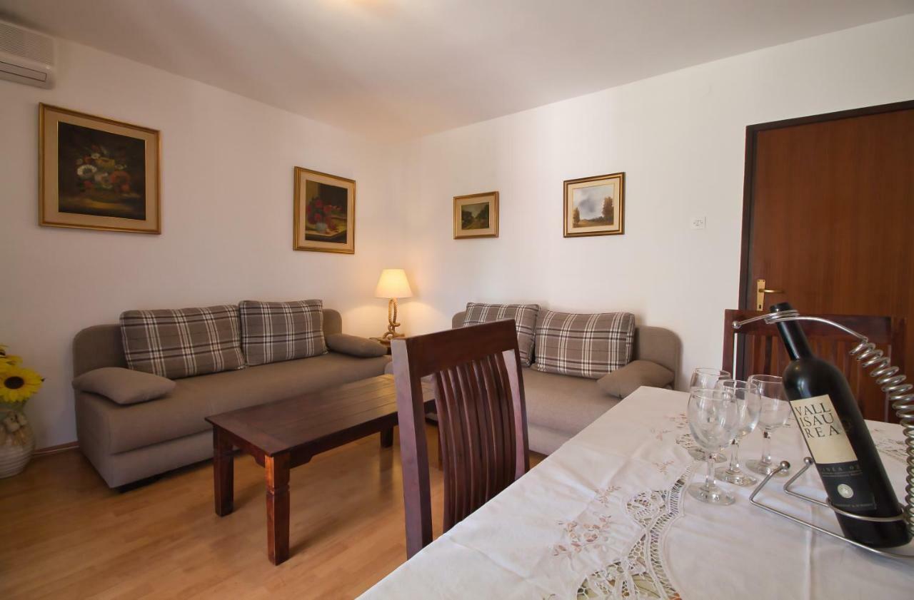 Apartments Si Rovinj Exterior photo
